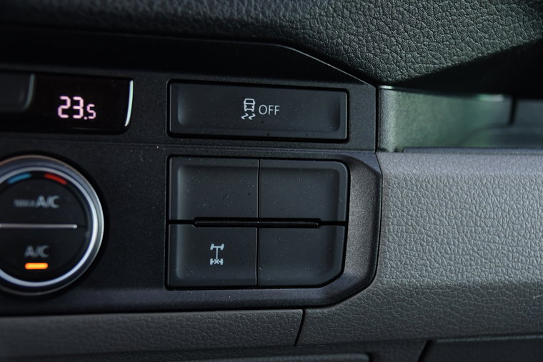 Vehicle Image 24