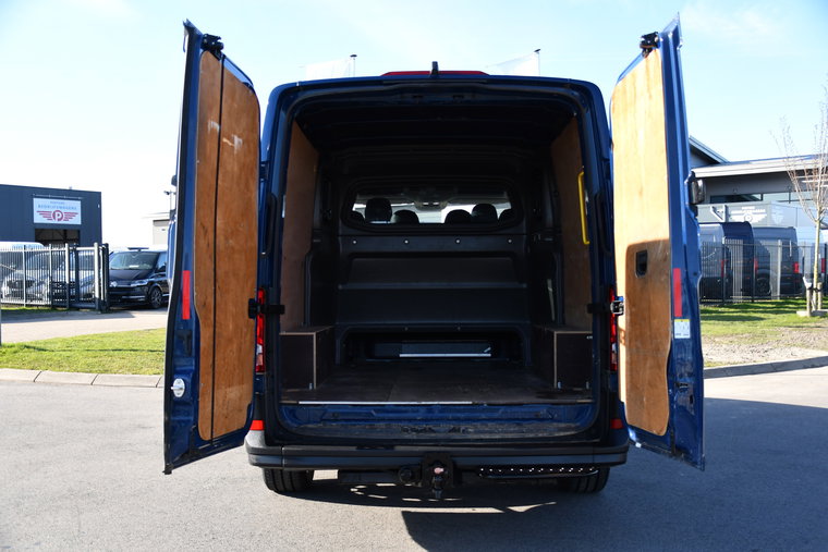 Vehicle Image 37