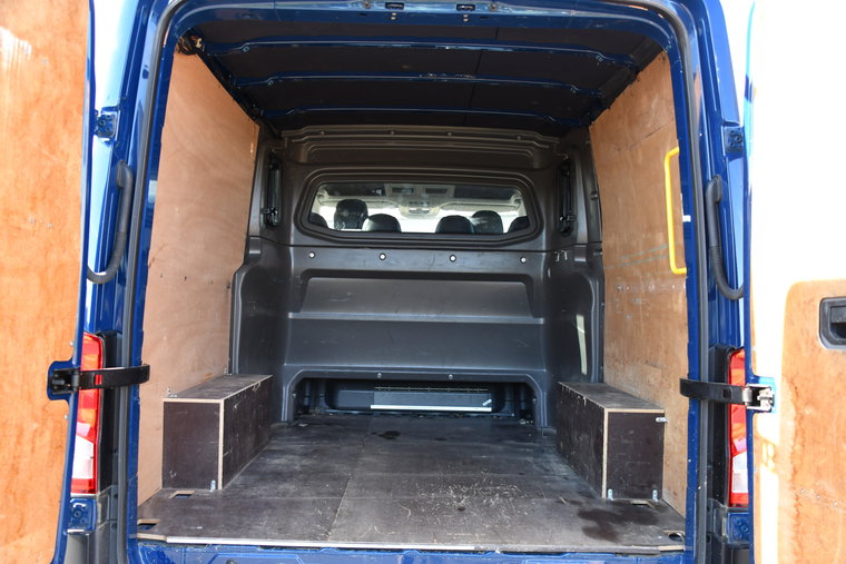 Vehicle Image 38