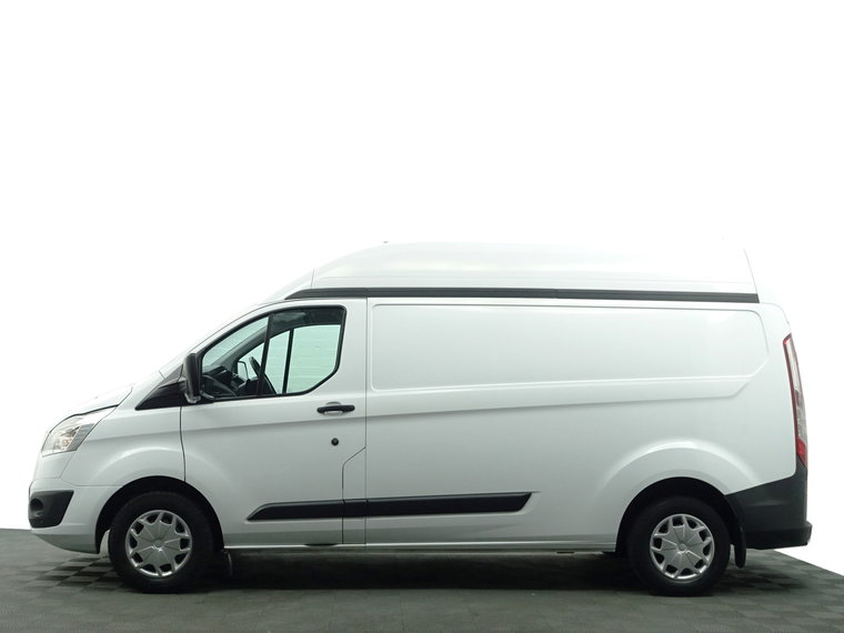 Vehicle Image 32