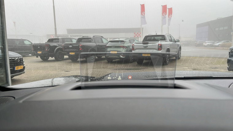 Vehicle Image 24