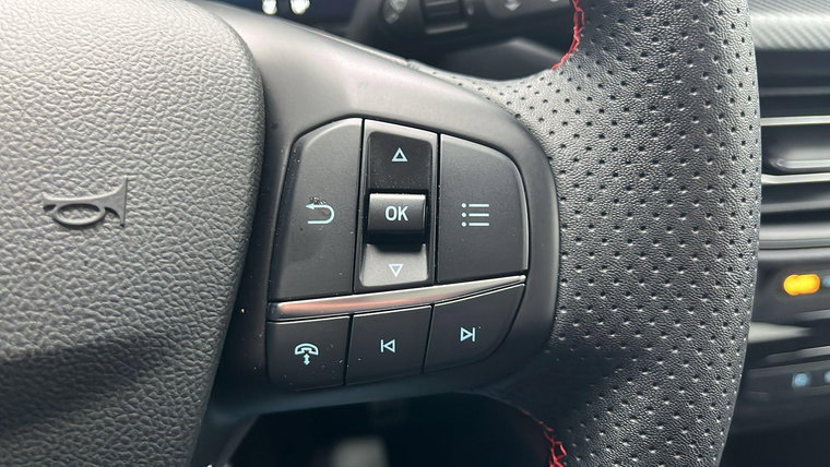 Vehicle Image 28