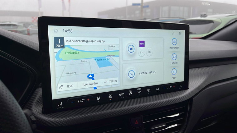 Vehicle Image 30