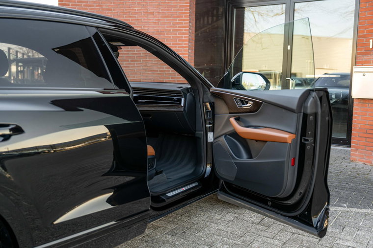 Vehicle Image 37
