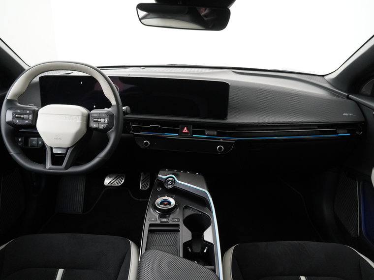 Vehicle Image 38