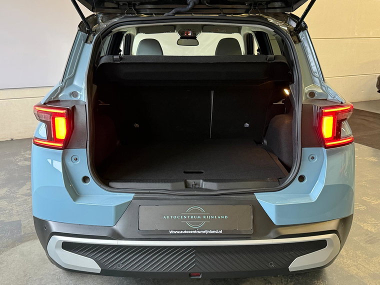 Vehicle Image 35