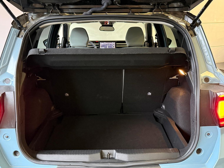Vehicle Image 36