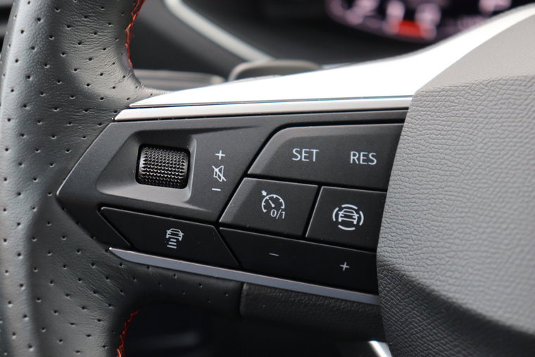 Vehicle Image 28