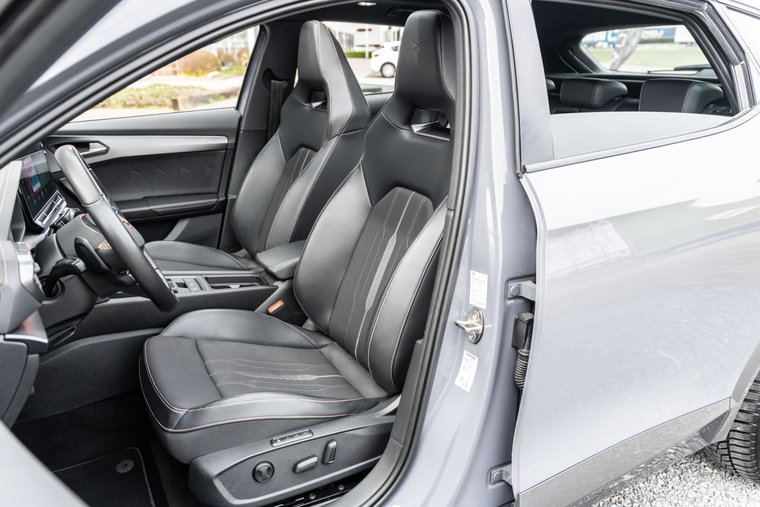 Vehicle Image 19