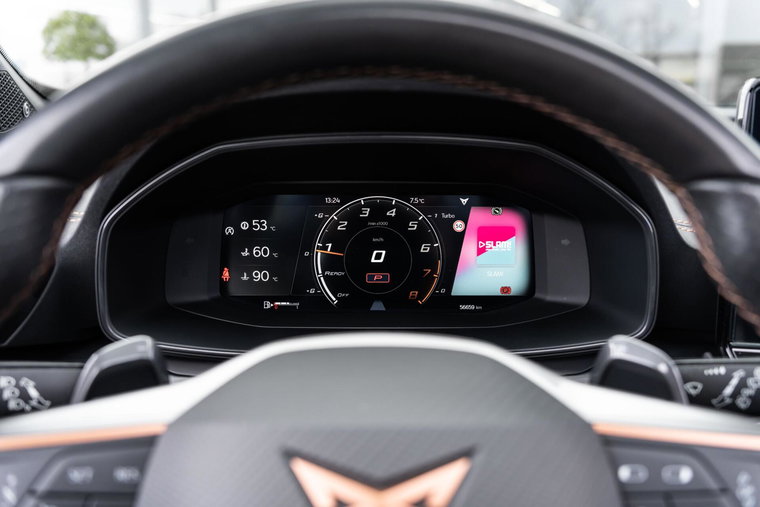 Vehicle Image 30