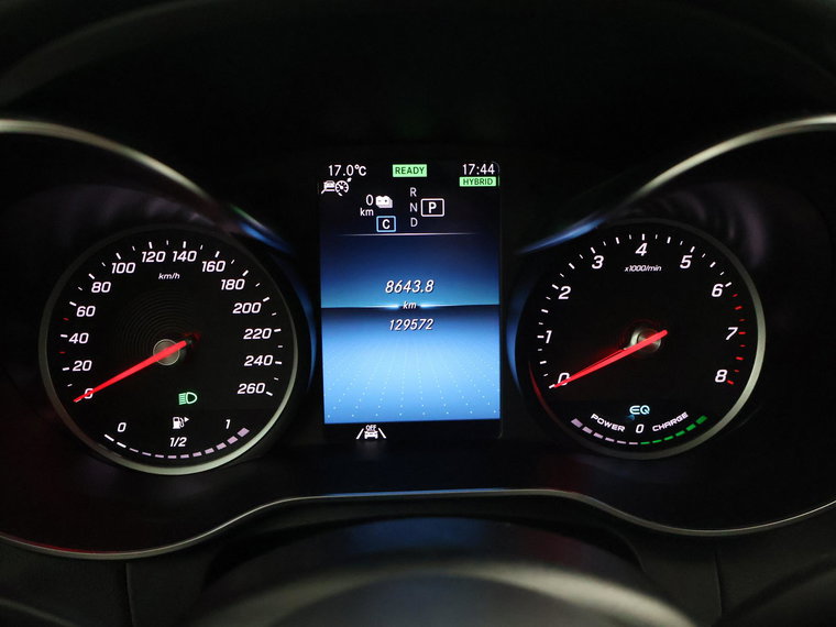Vehicle Image 25