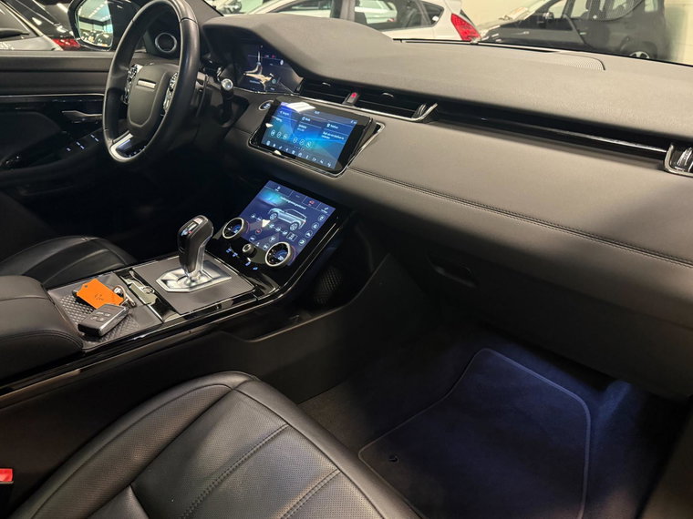 Vehicle Image 23