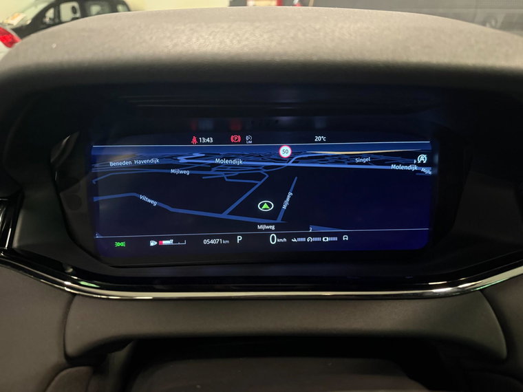 Vehicle Image 30