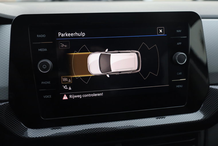 Vehicle Image 22