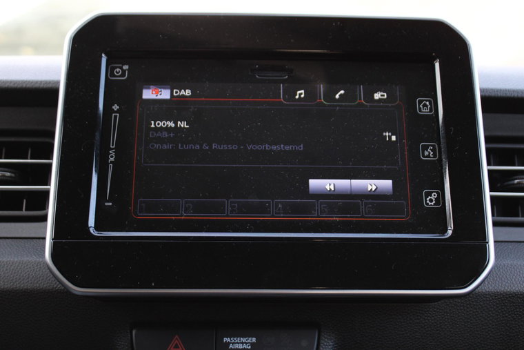 Vehicle Image 19