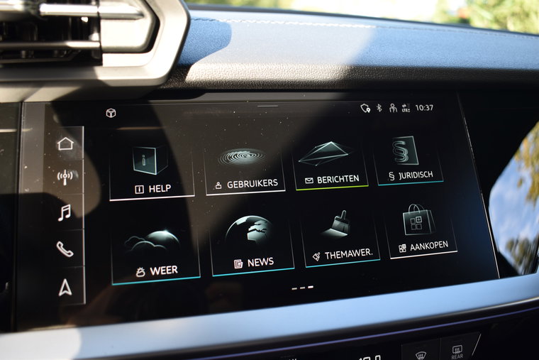 Vehicle Image 35