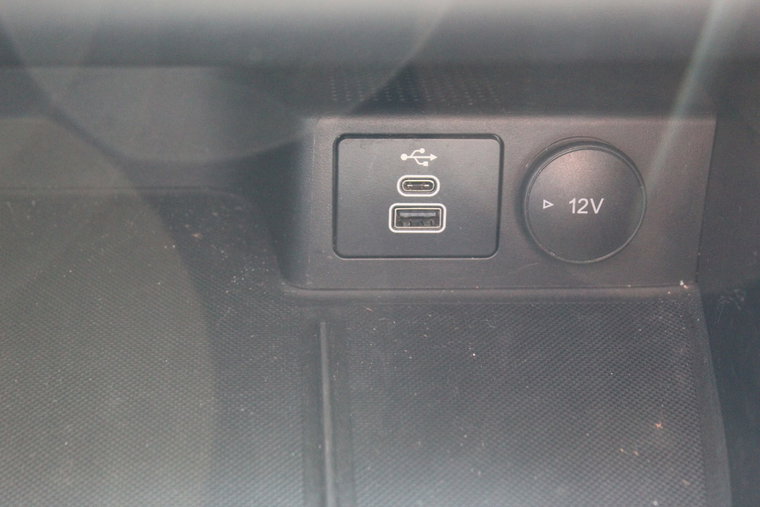 Vehicle Image 24