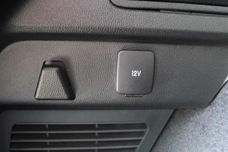 Vehicle Image 38
