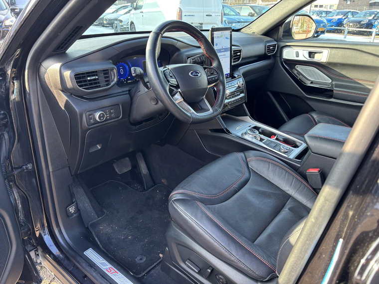 Vehicle Image 14