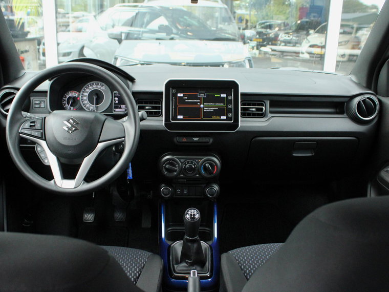 Vehicle Image 15