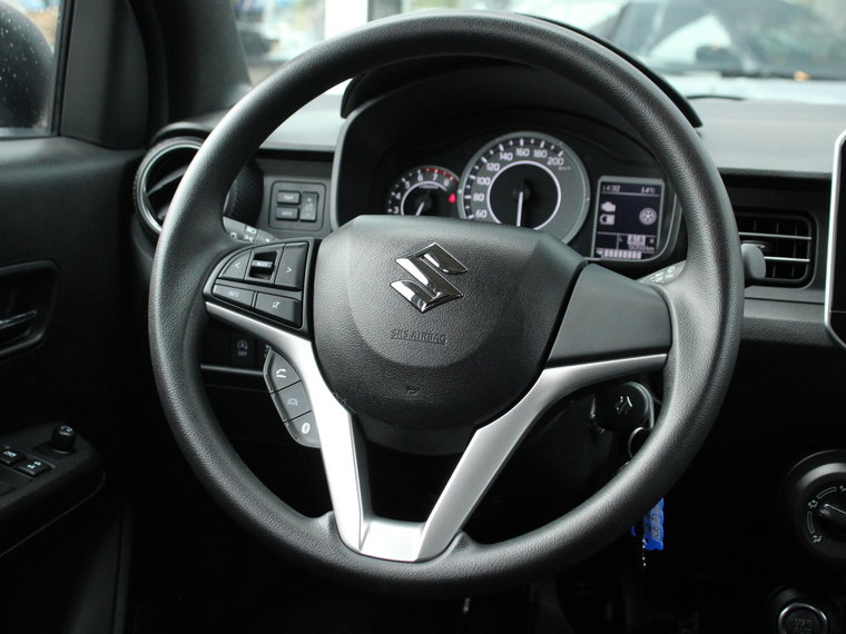 Vehicle Image 25