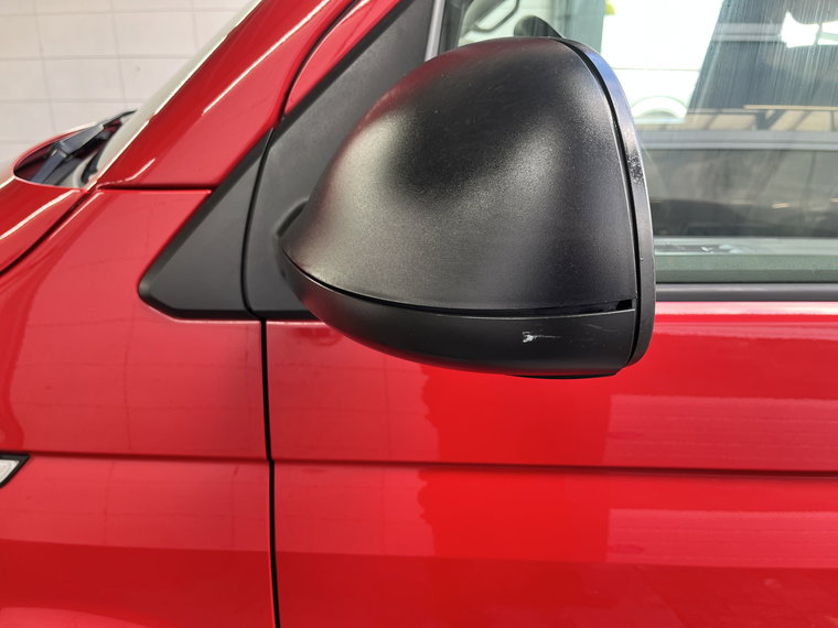 Vehicle Image 38
