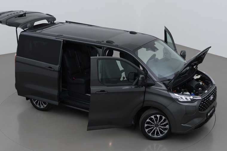 Vehicle Image 6
