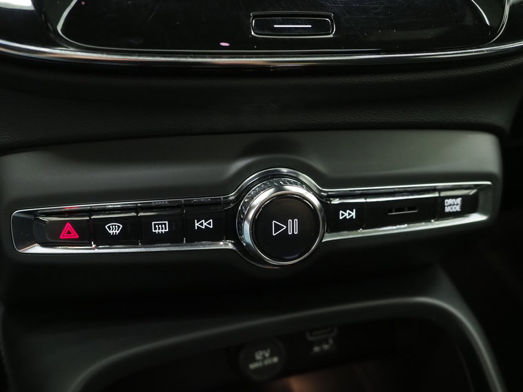 Vehicle Image 37