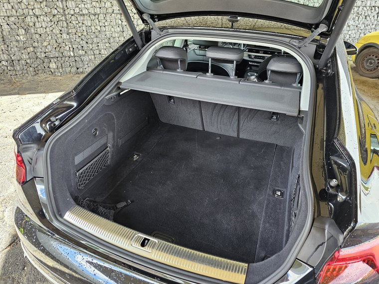 Vehicle Image 22