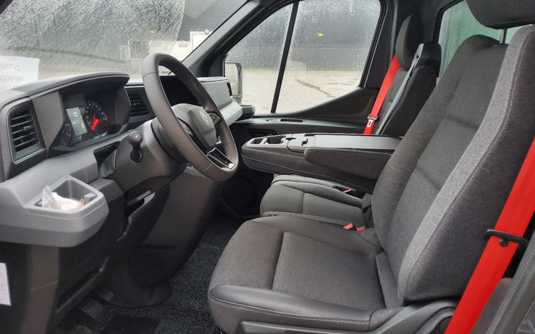 Vehicle Image 14