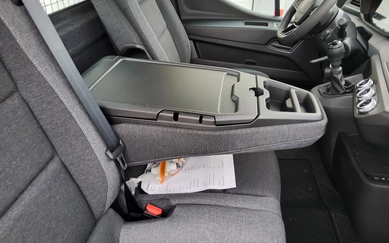 Vehicle Image 17