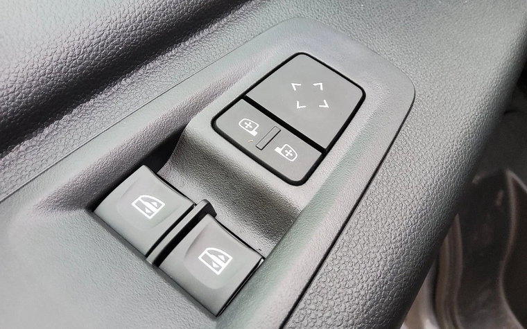 Vehicle Image 19