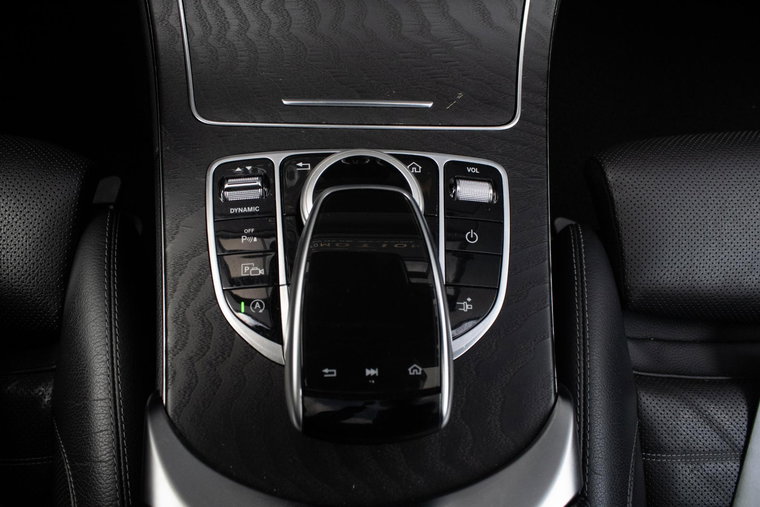Vehicle Image 36