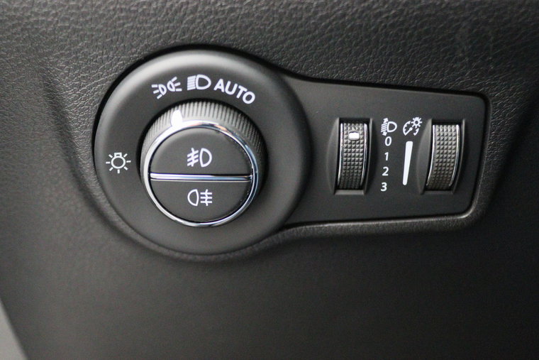 Vehicle Image 37