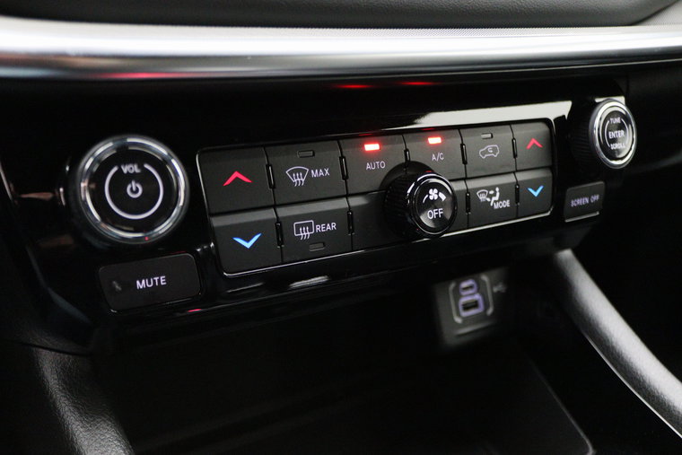 Vehicle Image 53