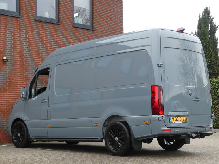 Vehicle Image 27