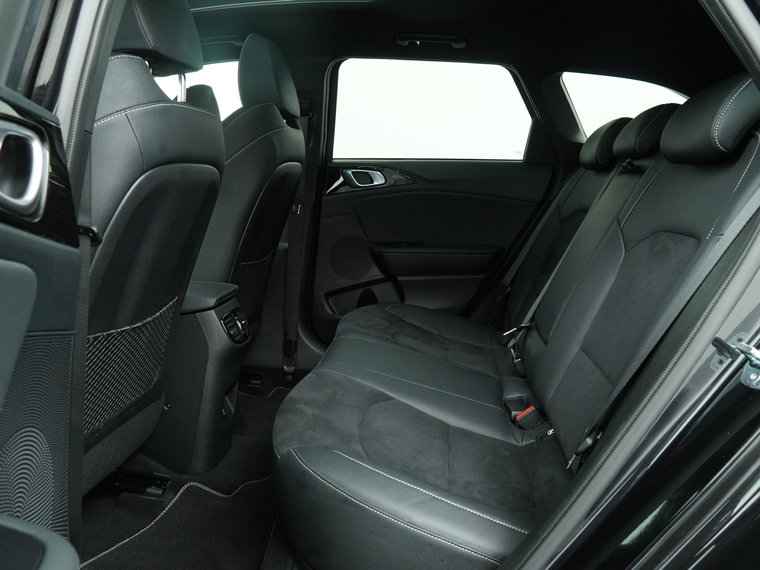 Vehicle Image 33