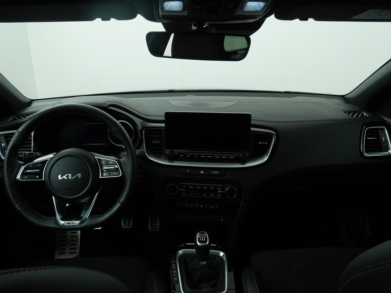 Vehicle Image 37