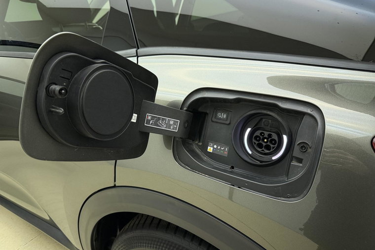 Vehicle Image 36