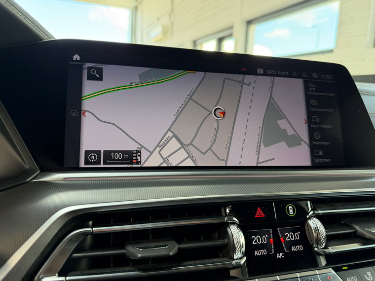 Vehicle Image 22