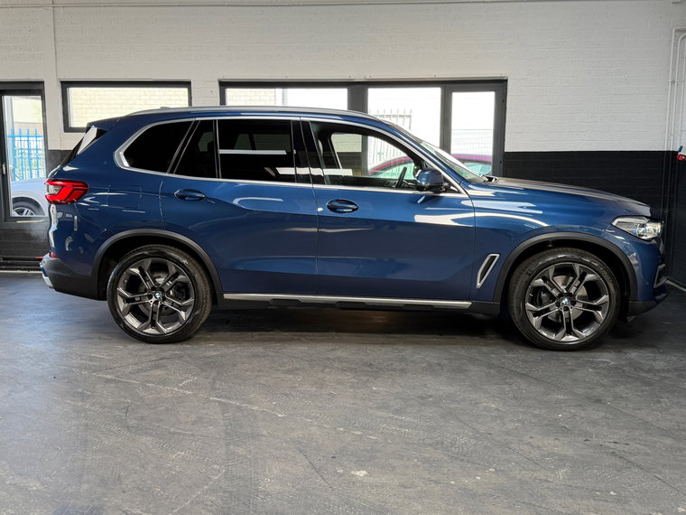 Vehicle Image 38