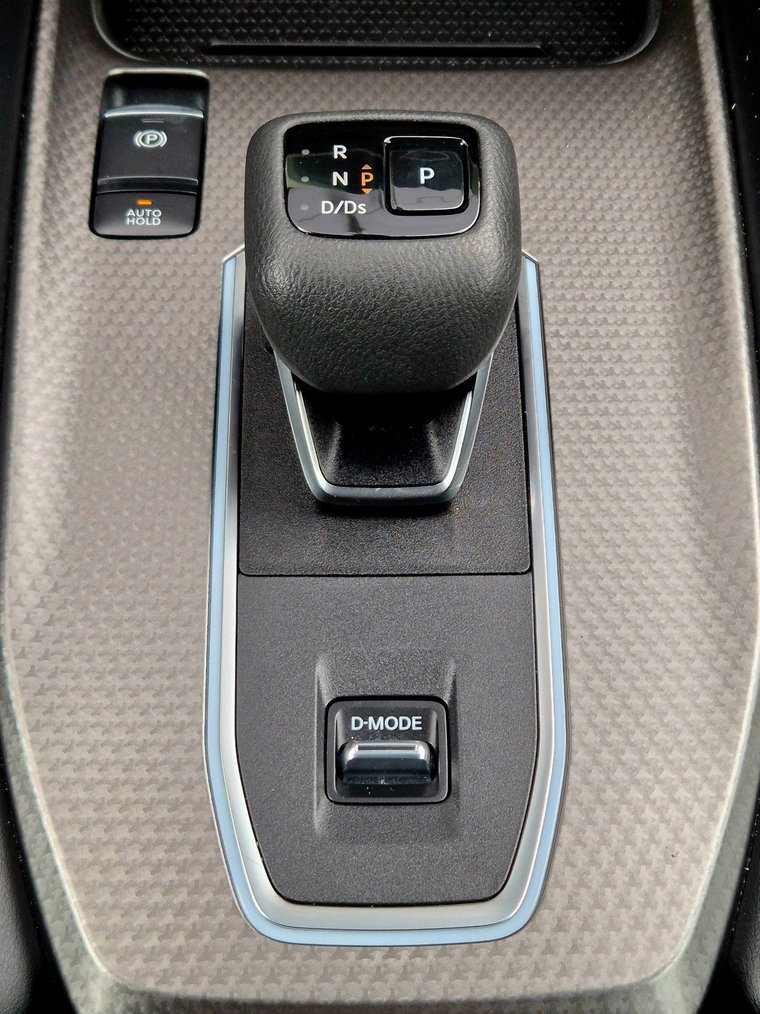 Vehicle Image 28