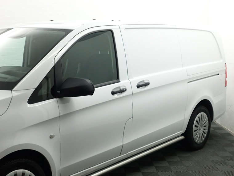 Vehicle Image 26