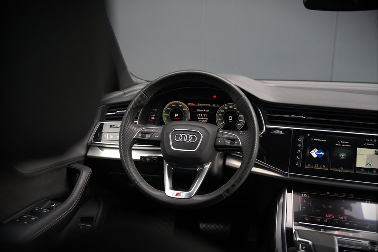 Vehicle Image 40