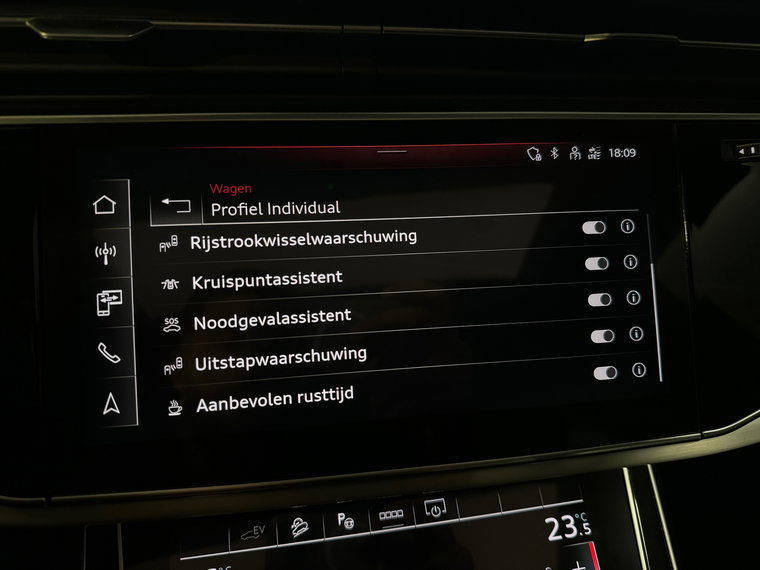 Vehicle Image 33