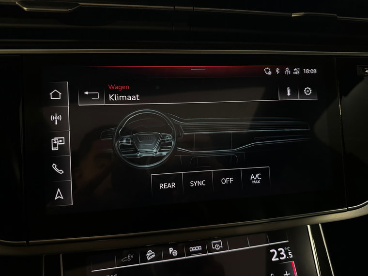 Vehicle Image 38
