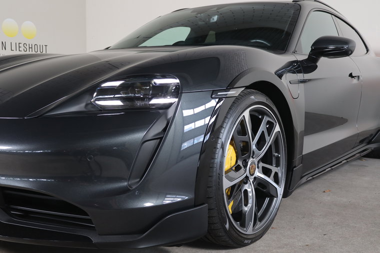 Vehicle Image 40