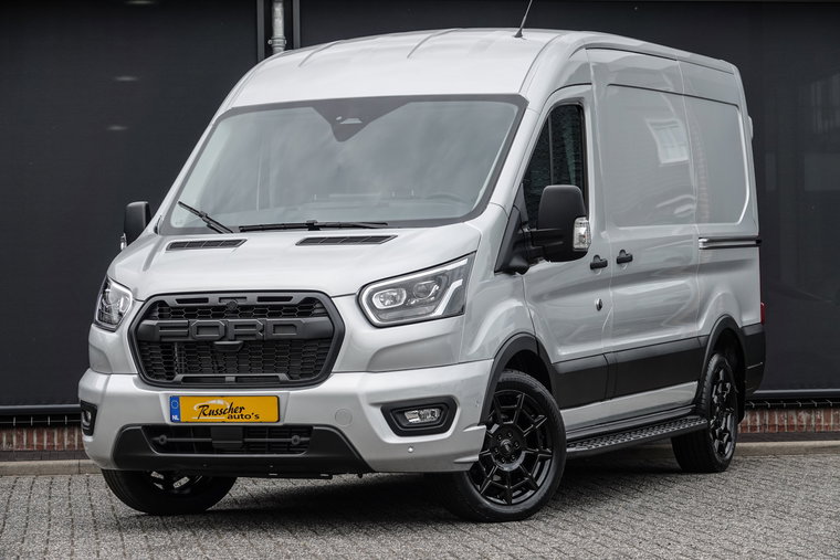 Vehicle Image 24