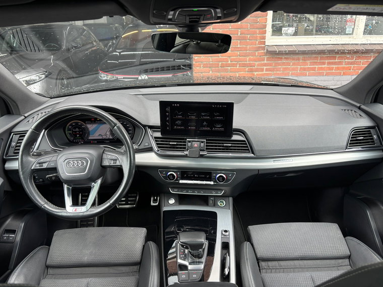 Vehicle Image 21
