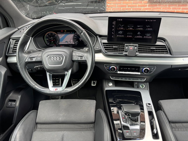 Vehicle Image 37